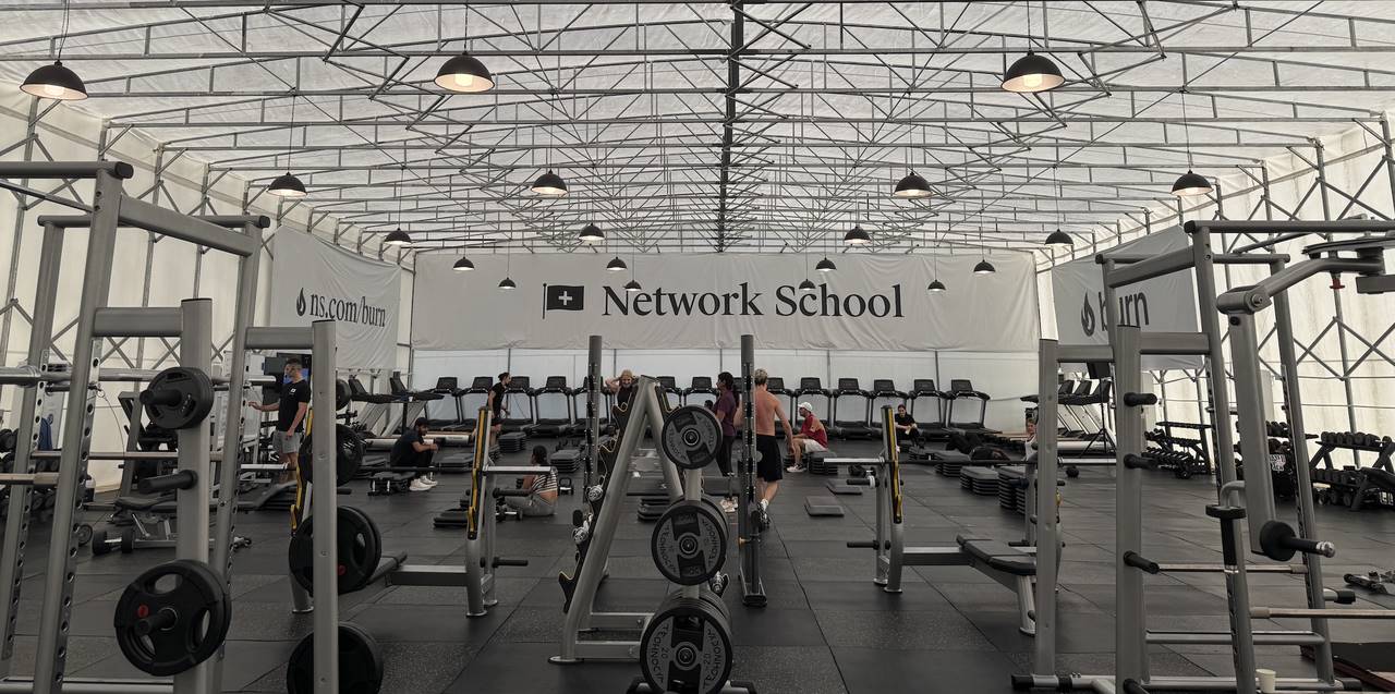探访 Network School： Web3 乌托邦，建在马来西亚碧桂园的烂尾楼里 image 5